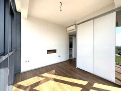 One Meyer (D15), Apartment #468800651